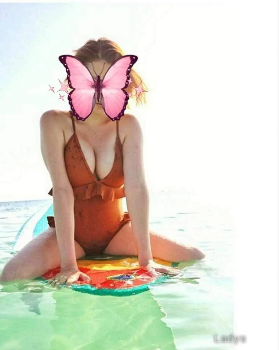 Jenny, 33 years beautiful nude Hong Kong escorts girl, height 152 sm, Weight kg
