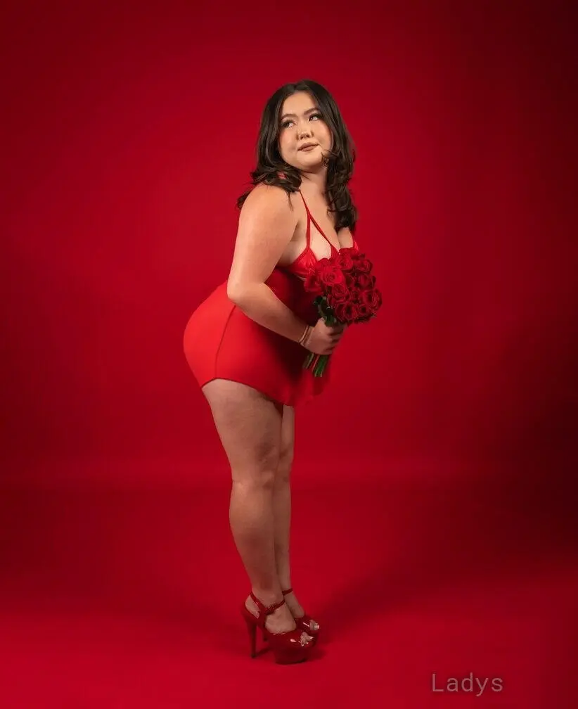 Lily, 21 years beautiful nude Honolulu escorts girl, height 163 sm, Weight 61 kg