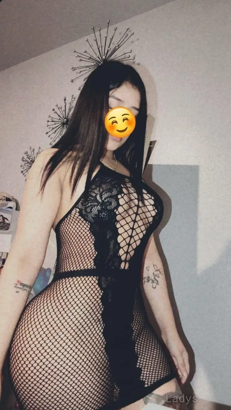 Alexandra, 25 years old Houston escort girl with big tits, height 150 sm, Weight 38 kg