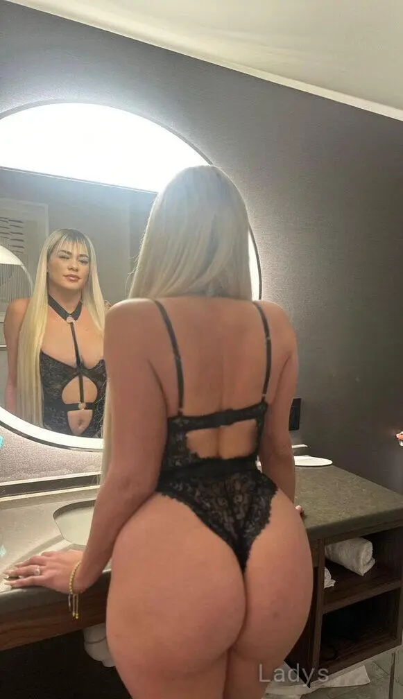 Anna, 24 years beautiful nude Houston escorts girl, height 155 sm, Weight 55 kg