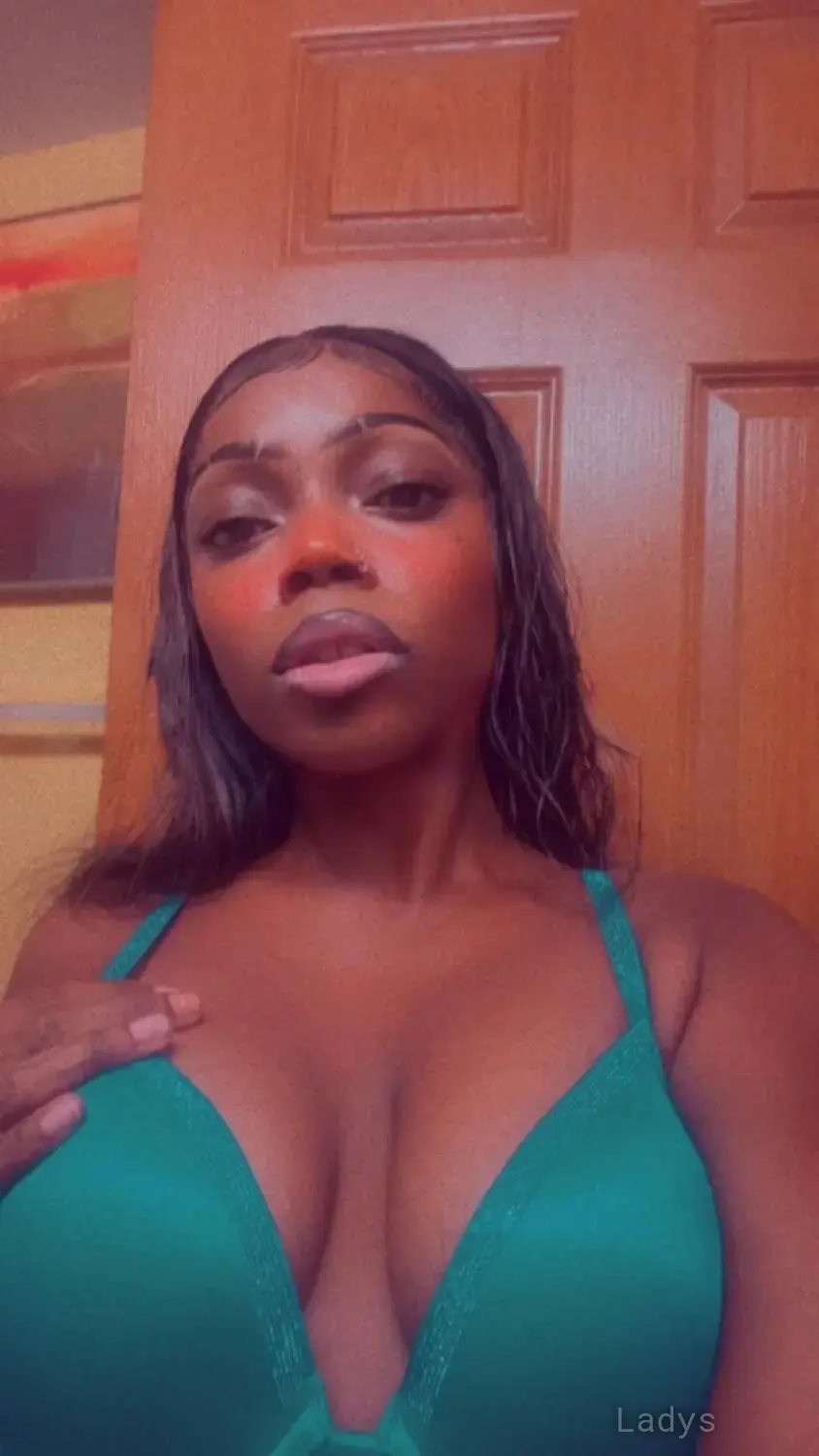 CHANEL, 28 years beautiful nude Houston escorts girl, height 151 sm, Weight 59 kg