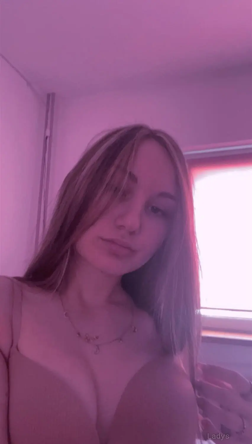 Daisy, 25 years beautiful nude Houston escorts girl, height 171 sm, Weight 61 kg
