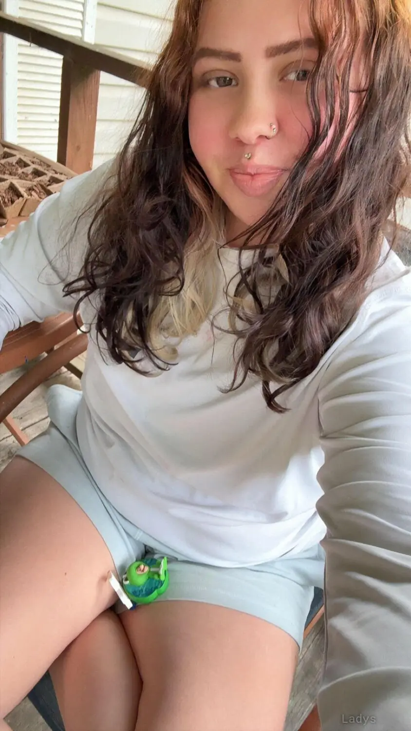 Luz Michell, 26 years beautiful nude Houston escorts girl, height 165 sm, Weight 59 kg