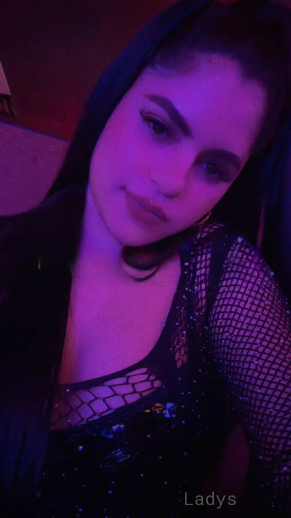 Melissa, 26 years beautiful nude Houston escorts girl, height 155 sm, Weight 65 kg