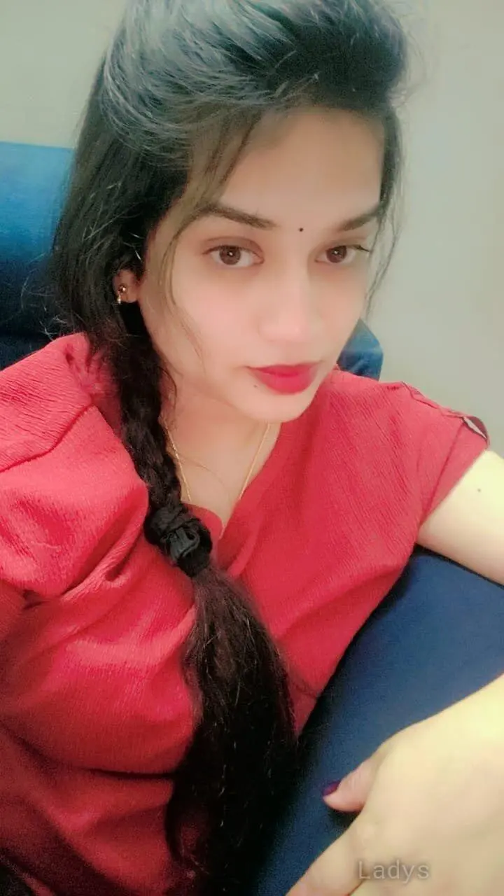 Annu Roy,  years old Hyderabad escort girl with big tits, height  sm, Weight  kg