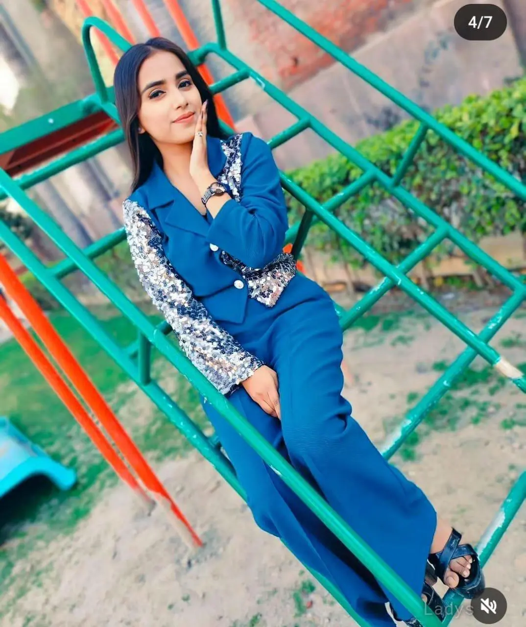 Anushka, 24 years old Hyderabad escort girl with big tits, height 165 sm, Weight  kg