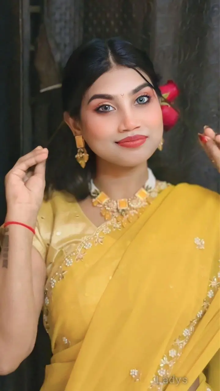 Gemma, 23 years old Hyderabad escort girl with big tits, height 155 sm, Weight  kg