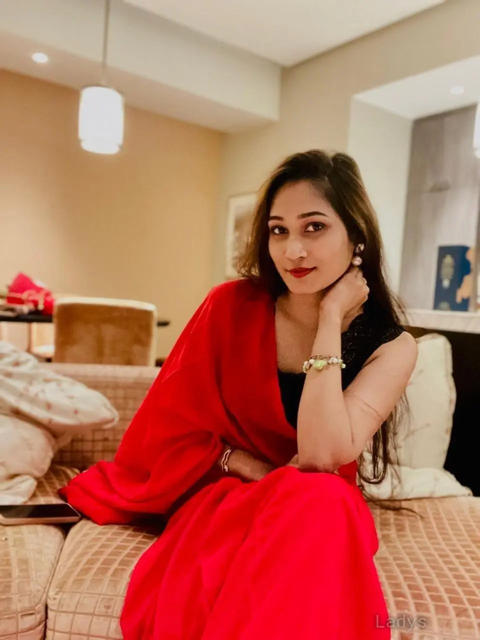 Rupa Model, 24 years old Hyderabad escort girl with big tits, height 165 sm, Weight kg