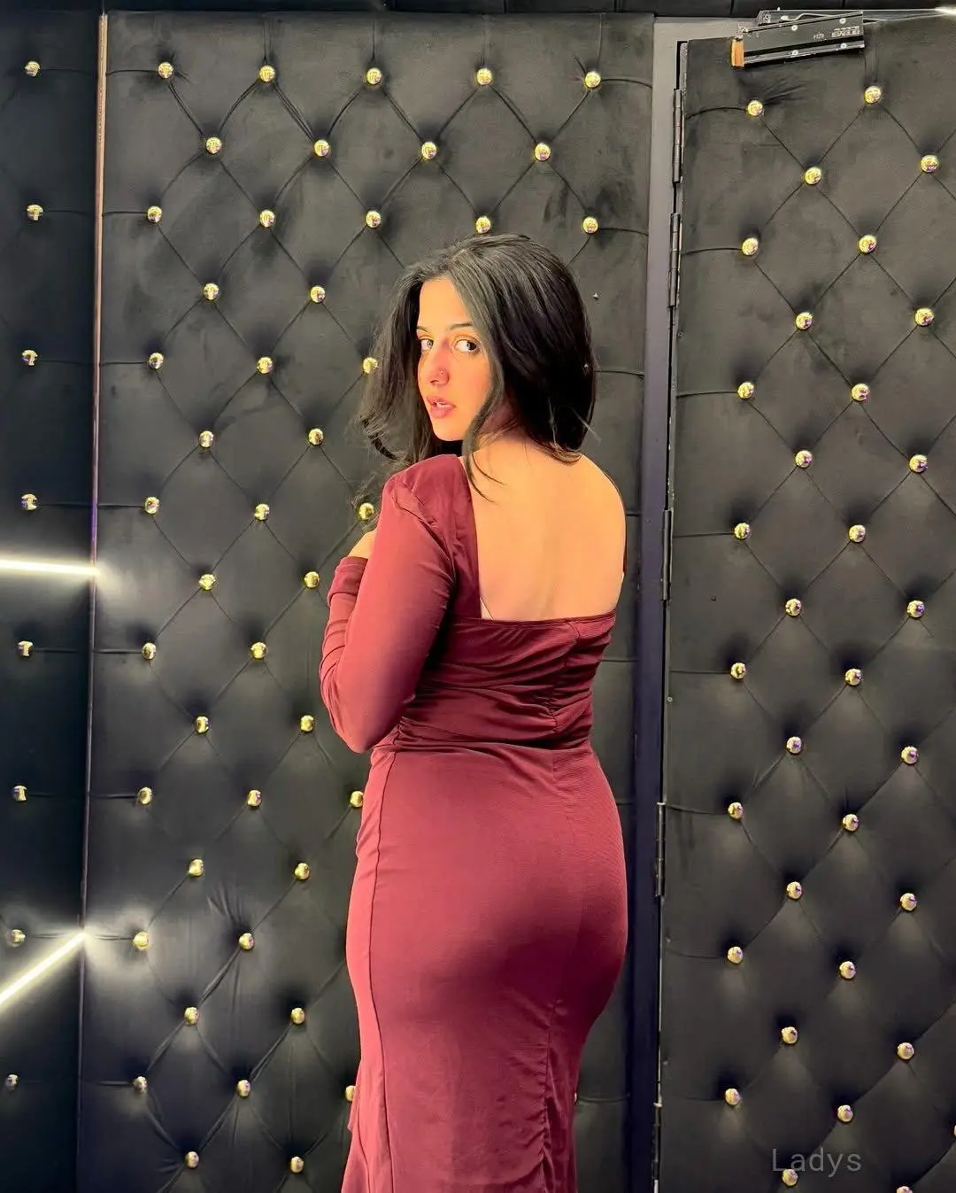 Arpita, 22 years beautiful nude Hyderabad escorts girl, height 183 sm, Weight  kg