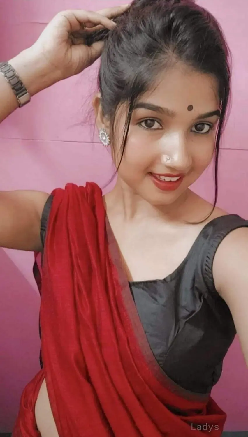 Basu, 22 years beautiful nude Hyderabad escorts girl, height 165 sm, Weight  kg