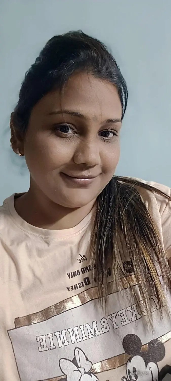 Dana, 25 years beautiful nude Hyderabad escorts girl, height 156 sm, Weight  kg