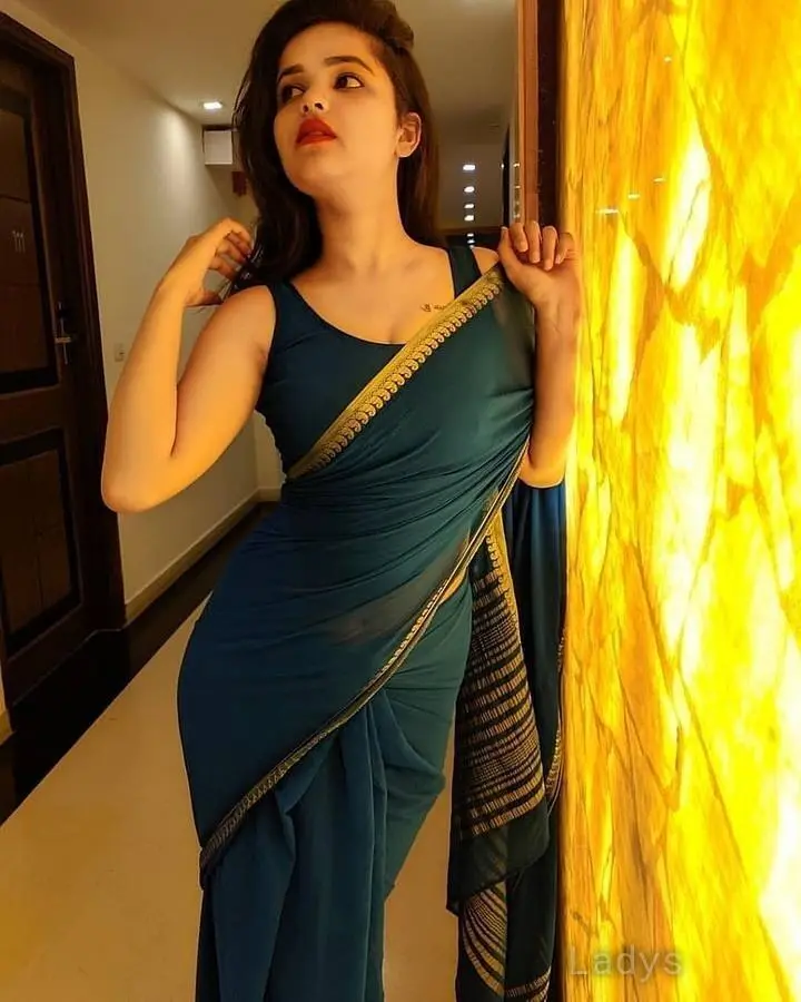 Janvi, 19 years beautiful nude Hyderabad escorts girl, height 150 sm, Weight kg