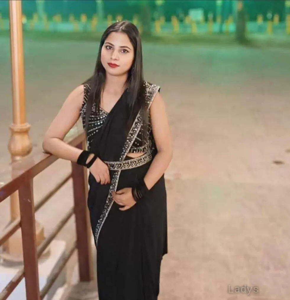 Nisha, 23 years beautiful nude Hyderabad escorts girl, height 153 sm, Weight kg