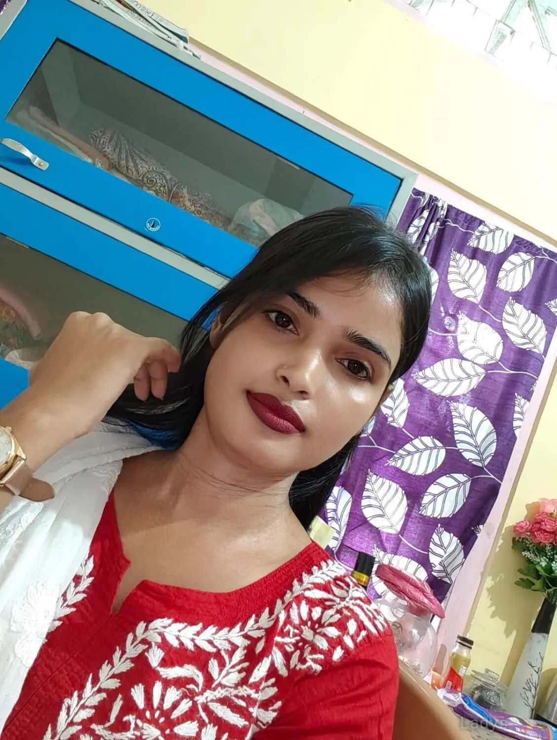 Priti, 22 years beautiful nude Hyderabad escorts girl, height 165 sm, Weight  kg