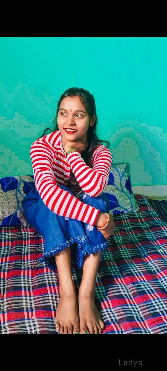 Rani, 19 years beautiful nude Hyderabad escorts girl, height 160 sm, Weight kg