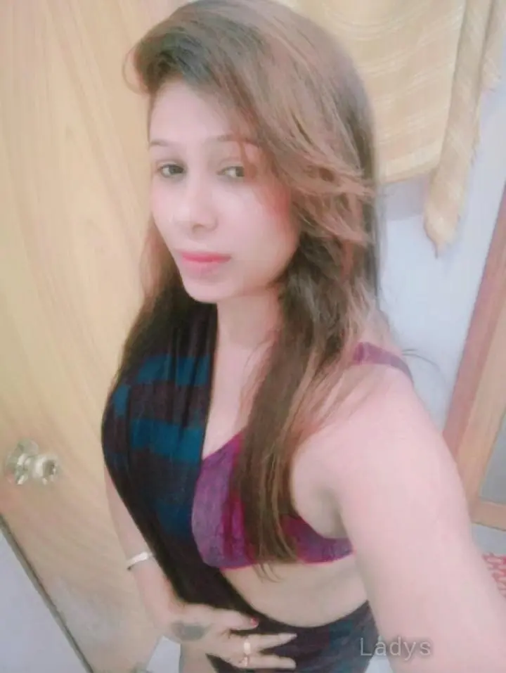 Ruth, 23 years beautiful nude Hyderabad escorts girl, height 164 sm, Weight  kg