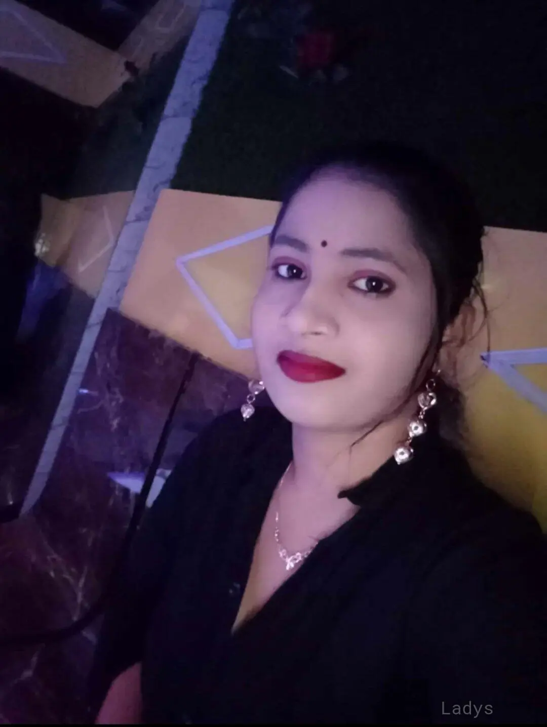 Sewani, 24 years beautiful nude Hyderabad escorts girl, height 166 sm, Weight  kg