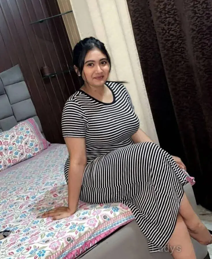 Vidyawati, years beautiful nude Hyderabad escorts girl, height sm, Weight kg
