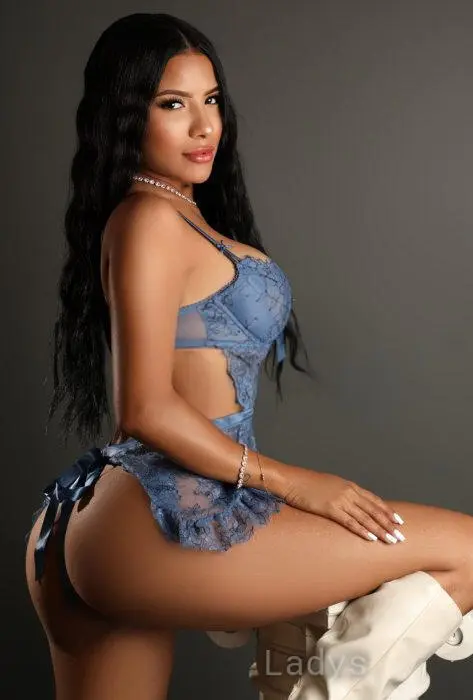 Alondra, 22 years beautiful nude Ibiza escorts girl, height 165 sm, Weight 57 kg