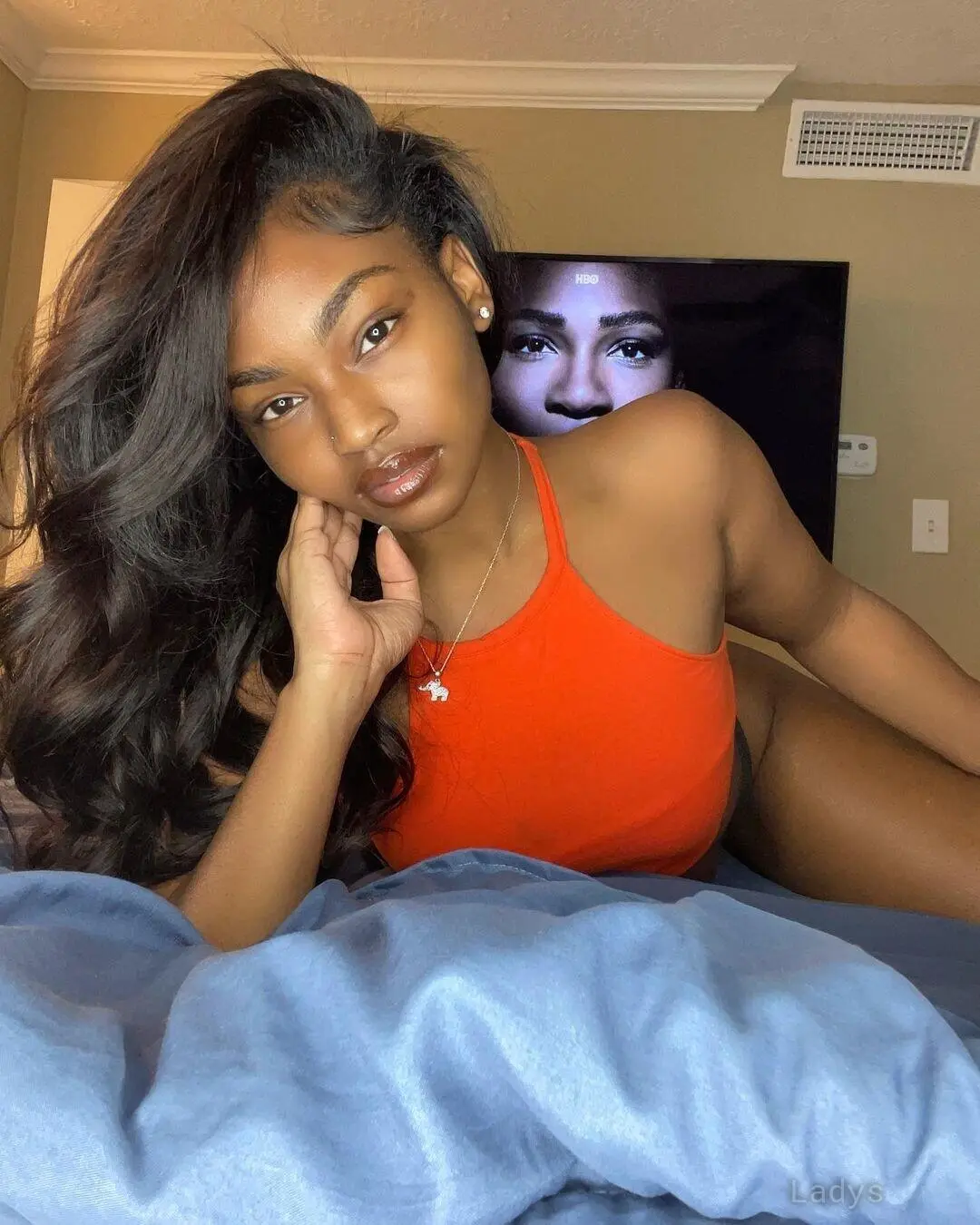 Camela, 20 years old Ibrī escort girl with big tits, height 170 sm, Weight kg