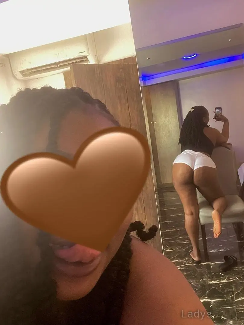 Caremella, years old Ikeja escort girl with big tits, height sm, Weight kg