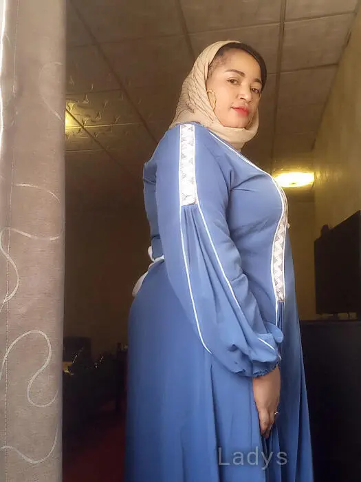 Deeyah, 45 years beautiful nude Ikeja escorts girl, height 175 sm, Weight 45 kg
