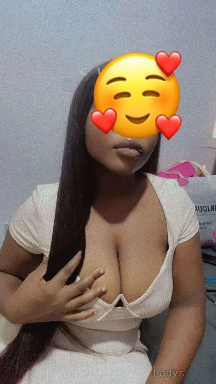 Juicyberry, 27 years beautiful nude Ikeja escorts girl, height 153 sm, Weight kg