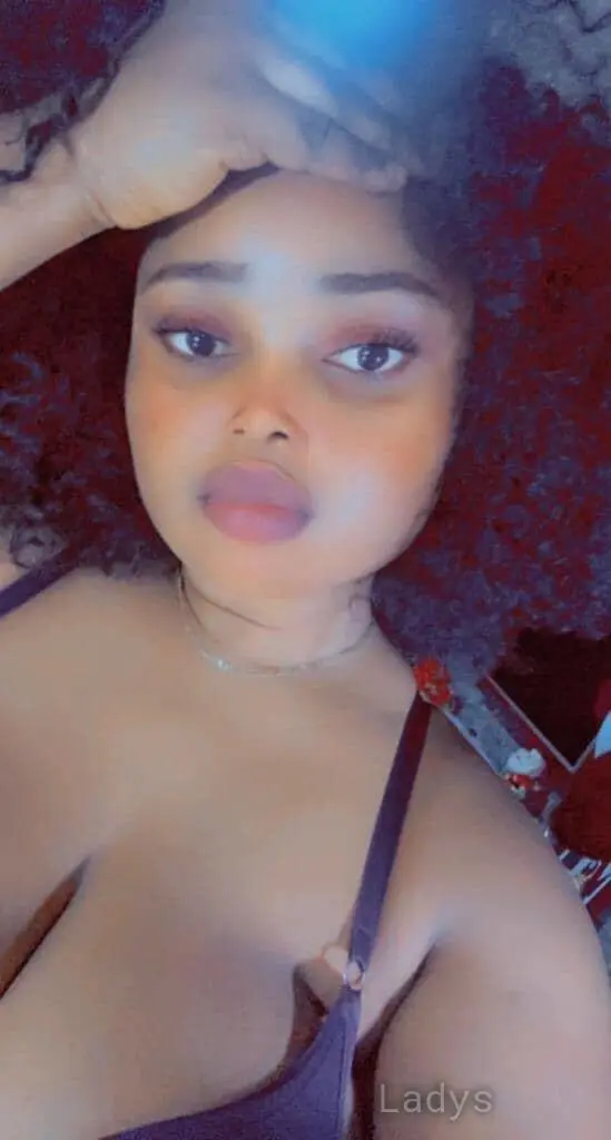 Nisha, 26 years beautiful nude Ikeja escorts girl, height  sm, Weight  kg