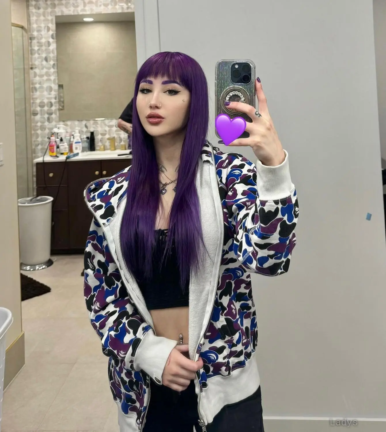 Valerica Steele, 27 years old Indianapolis escort girl with big tits, height 169 sm, Weight 59 kg