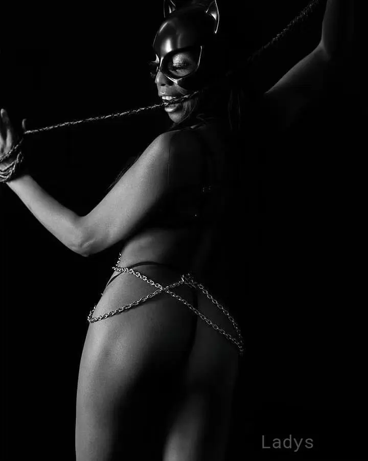 Bre, 30 years beautiful nude Indianapolis escorts girl, height 158 sm, Weight 61 kg