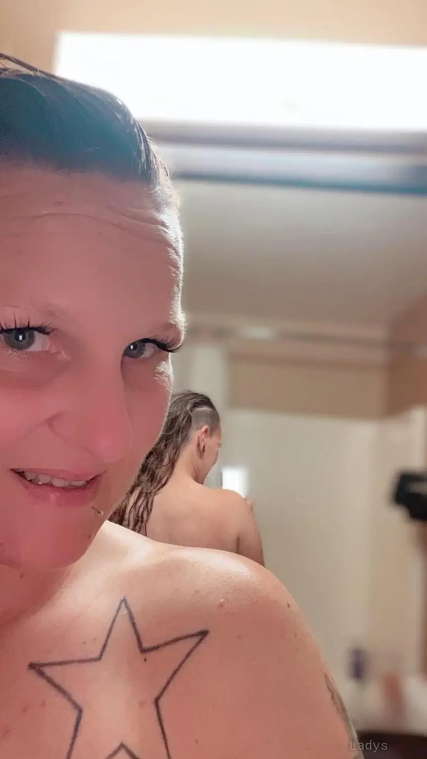 Shawna, 30 years beautiful nude Indianapolis escorts girl, height 164 sm, Weight 67 kg