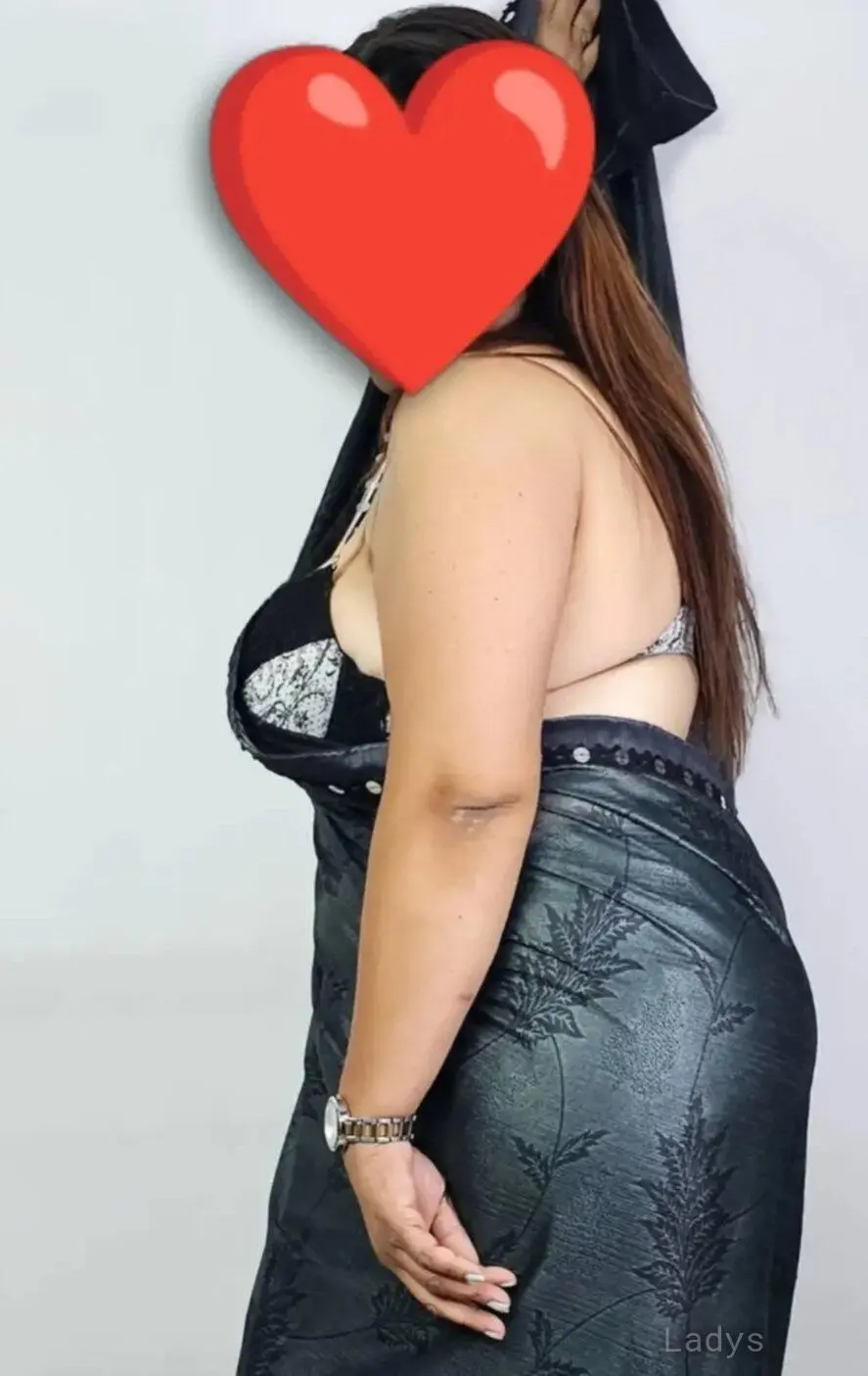 Bhabhi, 29 years old Indore escort girl with big tits, height 166 sm, Weight  kg