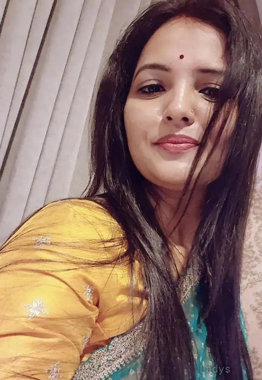 Daniela, 21 years old Indore escort girl with big tits, height 170 sm, Weight  kg