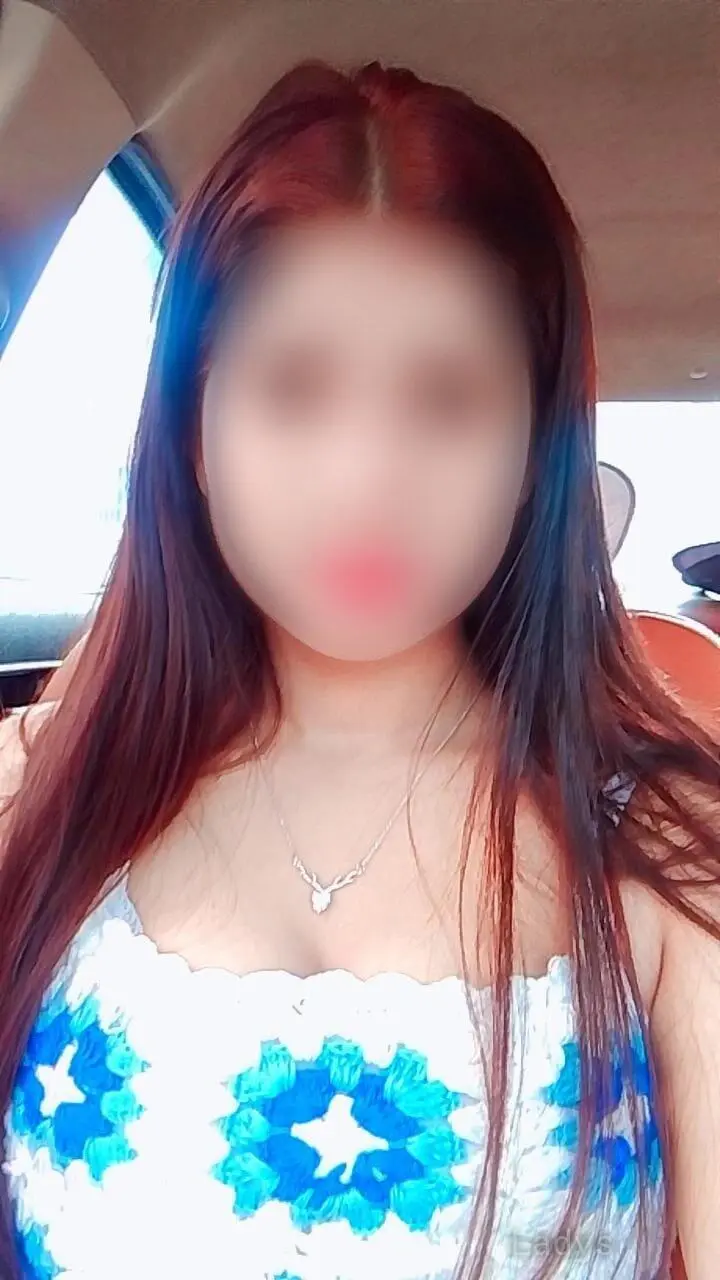 Elsie, 24 years old Indore escort girl with big tits, height 156 sm, Weight  kg