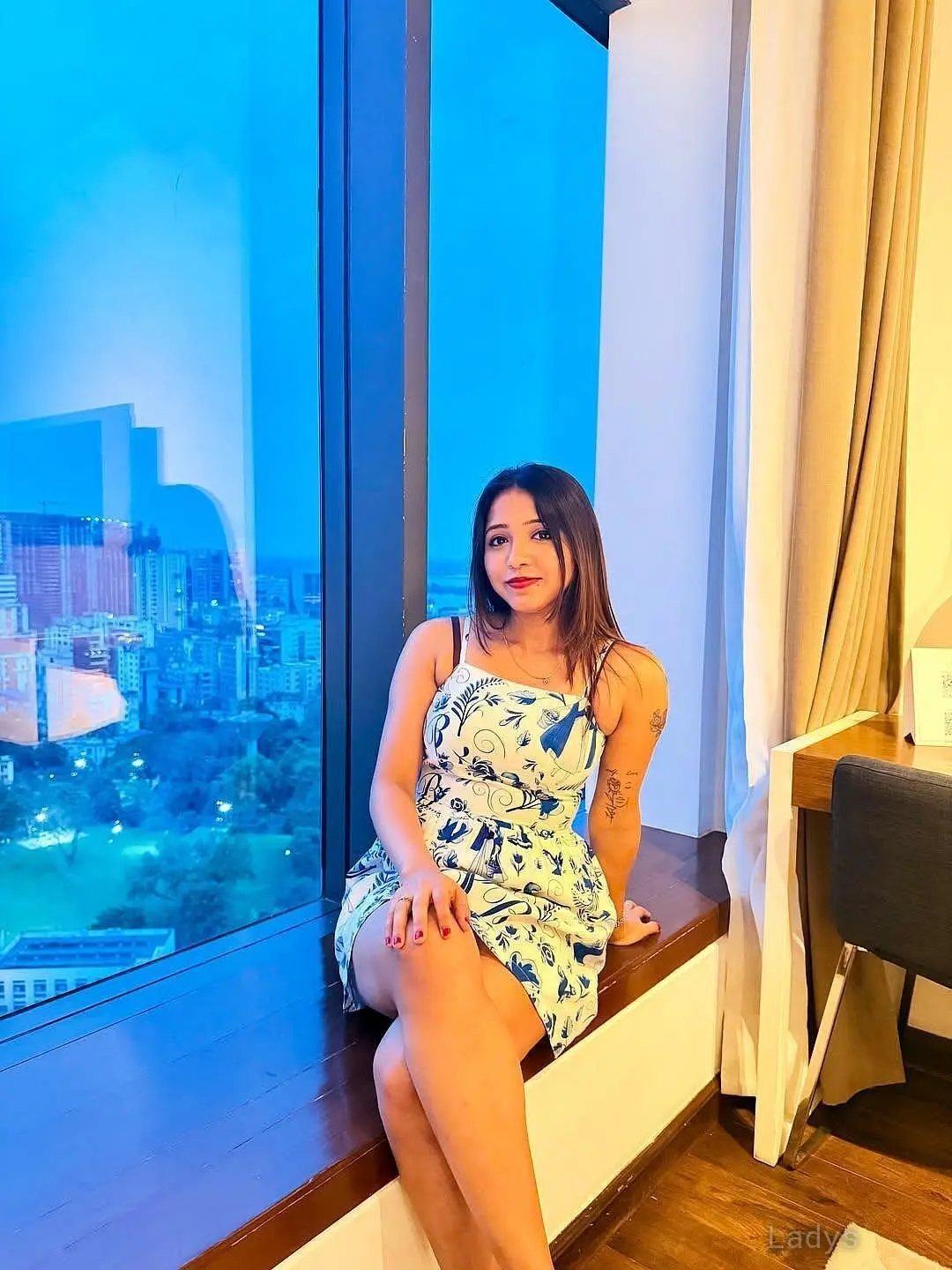 Irina, 21 years old Indore escort girl with big tits, height 154 sm, Weight  kg