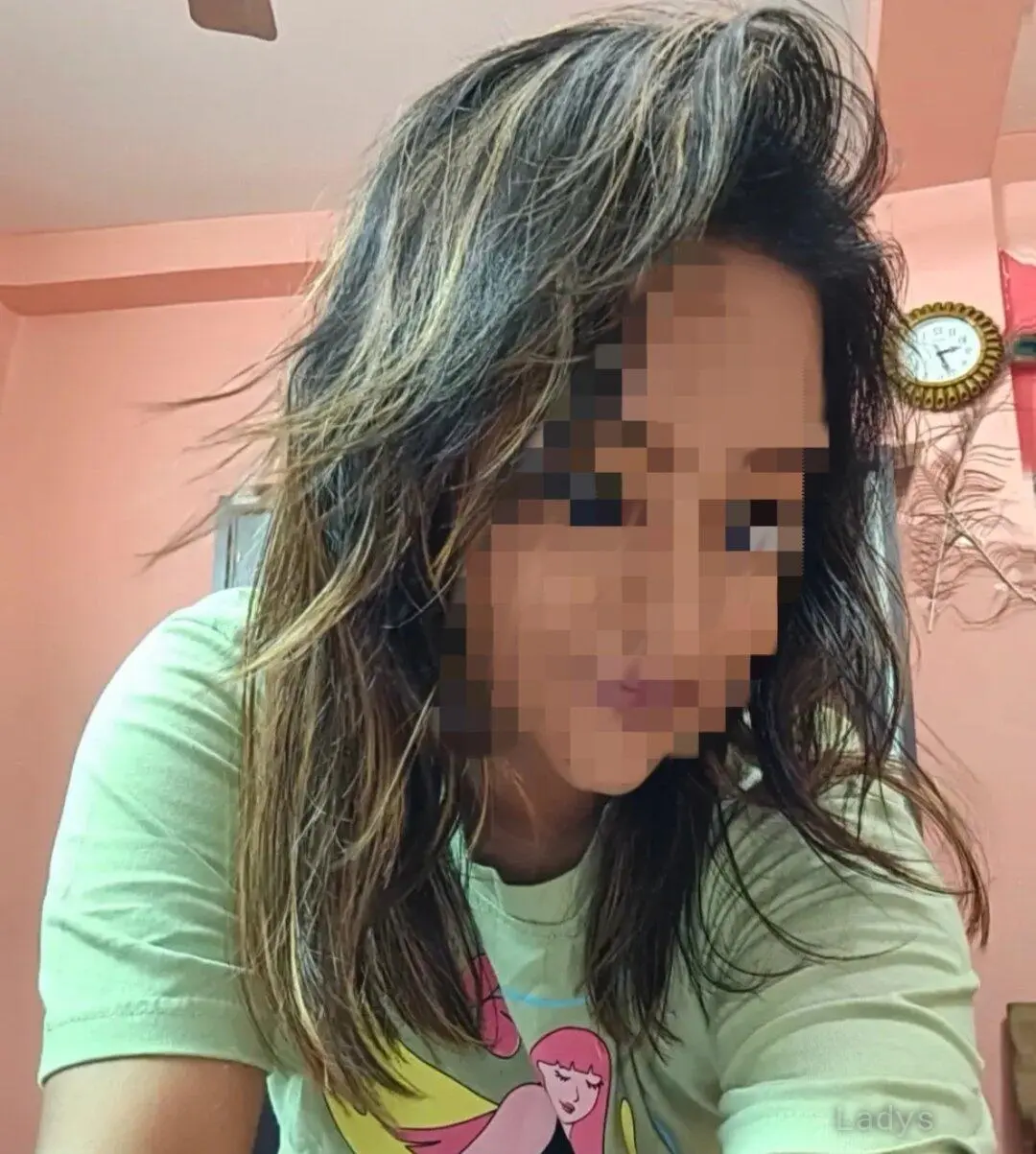 Piya, 24 years old Indore escort girl with big tits, height 154 sm, Weight  kg