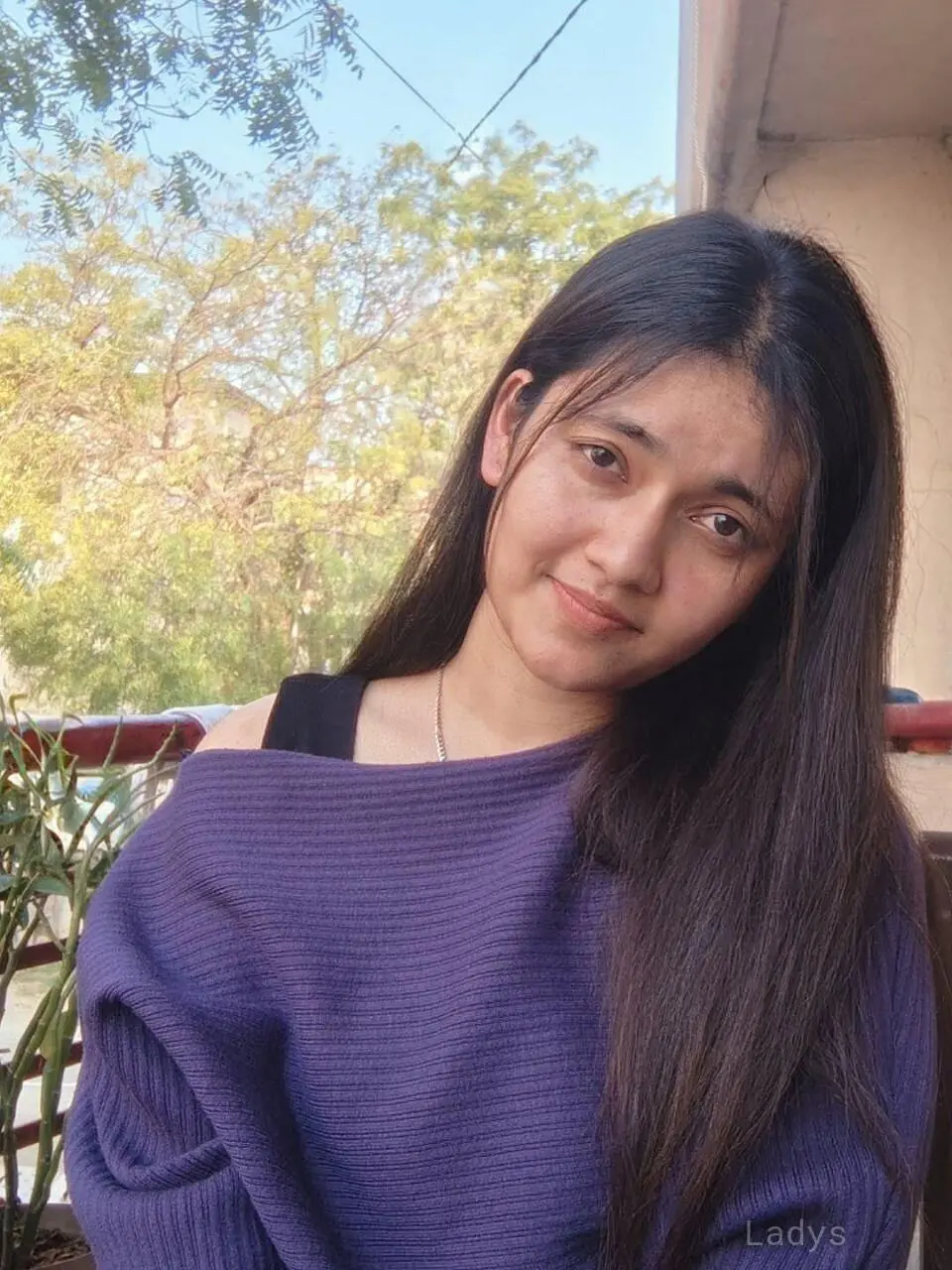 Rashmika, 22 years old Indore escort girl with big tits, height 156 sm, Weight  kg