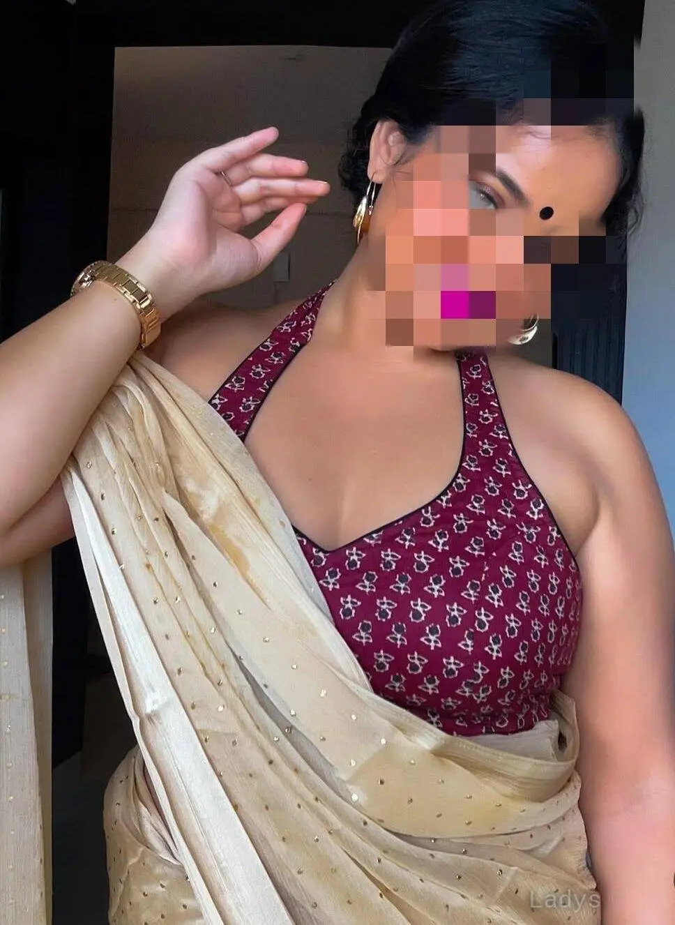 Bhabhi, 29 years beautiful nude Indore escorts girl, height 158 sm, Weight  kg