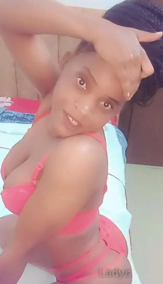 Melon, 23 years beautiful nude Indore escorts girl, height  sm, Weight  kg