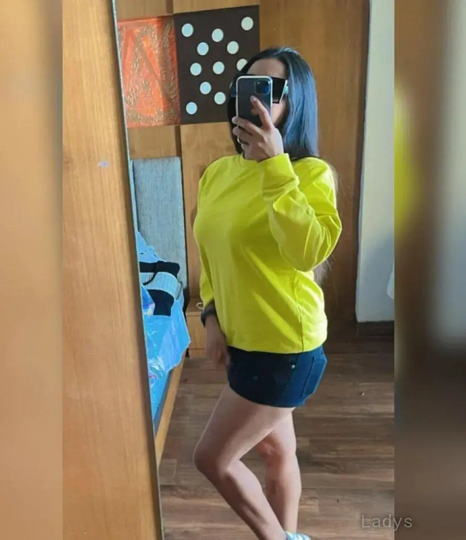 Monika, 24 years beautiful nude Indore escorts girl, height 173 sm, Weight kg