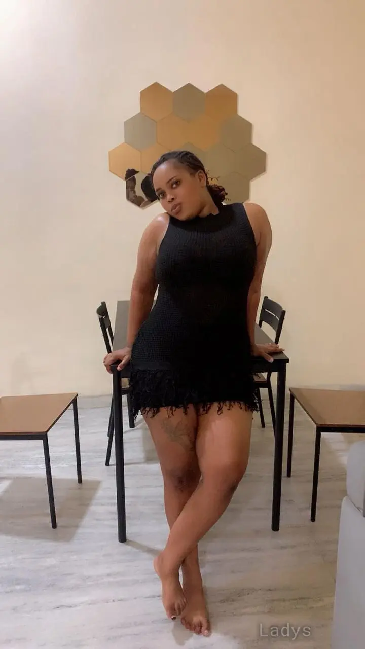 Skyler, 25 years beautiful nude Indore escorts girl, height 162 sm, Weight kg