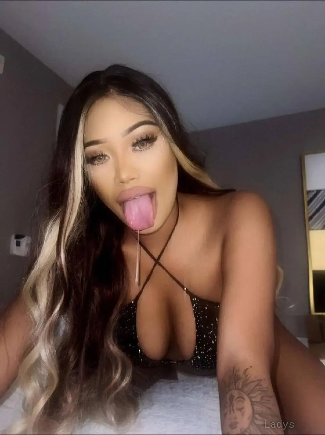 India honey, 24 years old Inland Empire escort girl with big tits, height 153 sm, Weight 57 kg