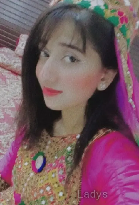 Shanaya, 24 years beautiful nude Islamabad escorts girl, height 159 sm, Weight 65 kg