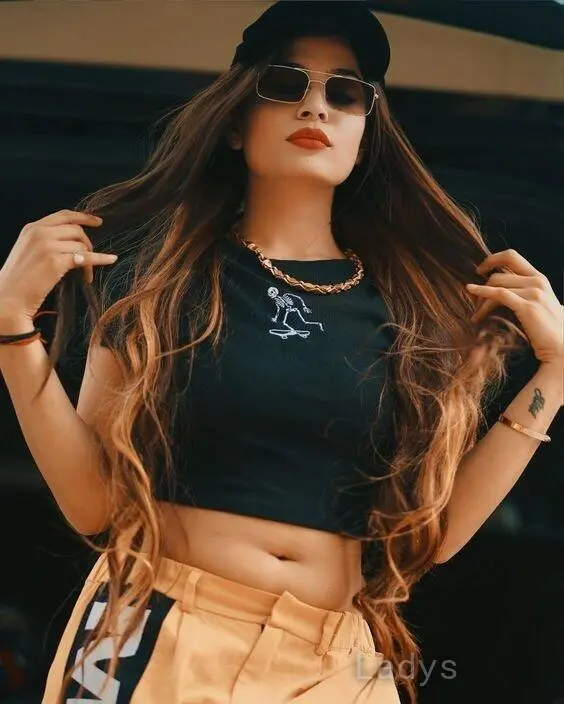 Tina, 21 years beautiful nude Islamabad escorts girl, height 167 sm, Weight  kg