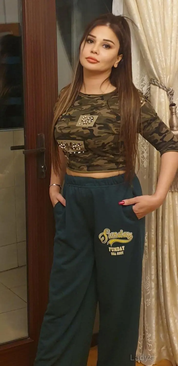 Victoria, 23 years old Istanbul escort girl with big tits, height 170 sm, Weight  kg