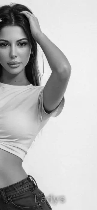 Acelya, 21 years beautiful nude Istanbul escorts girl, height 165 sm, Weight 44 kg
