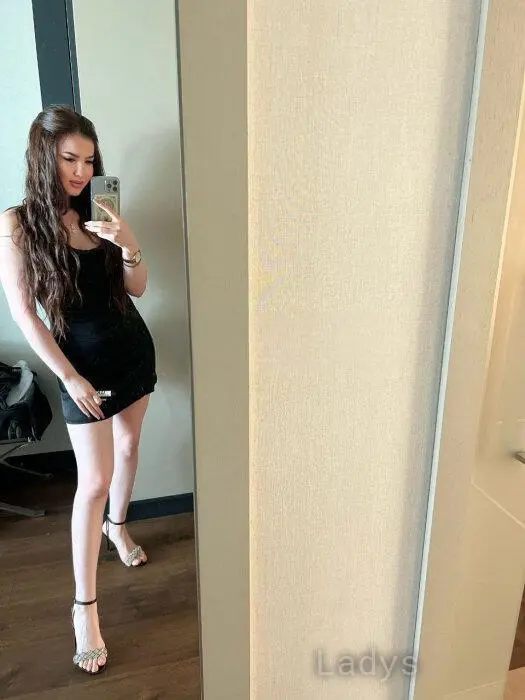 Alexa, 20 years beautiful nude Istanbul escorts girl, height 163 sm, Weight 47 kg