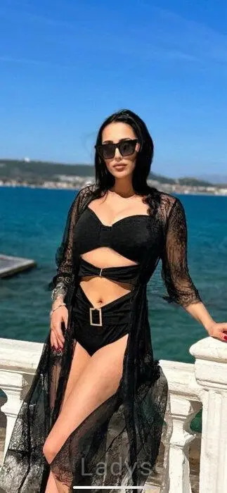 Alina, 24 years beautiful nude Istanbul escorts girl, height 169 sm, Weight 56 kg