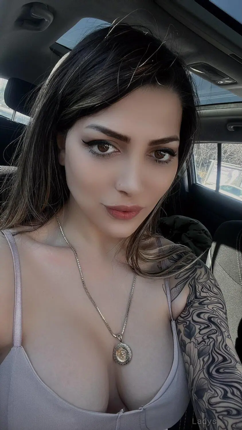 Olla, 24 years hot nedes Istanbul rscorts girl, height 164 sm, Weight  kg-1