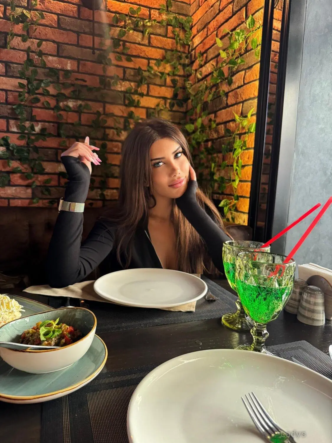 Nelly, 22 years sexy toples Istanbul scorts girl, height 172 sm, Weight kg